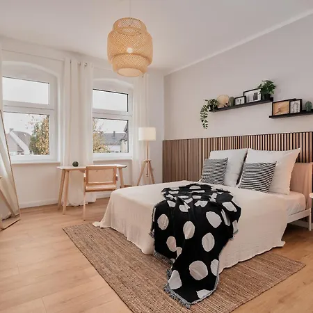 아파트 Jugendstil-altbauwohnung An Der Karlsaue - 120qm, Klimaanlage, Neu Saniert, Zentrale Lage 카셀