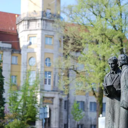 Jugendstil-altbauwohnung An Der Karlsaue - 120qm, Klimaanlage, Neu Saniert, Zentrale Lage Lejlighed Kassel