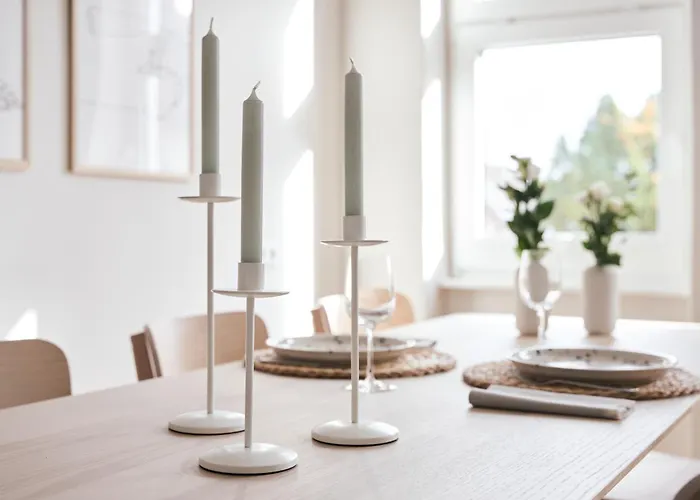 Jugendstil-altbauwohnung An Der Karlsaue - 120qm, Klimaanlage, Neu Saniert, Zentrale Lage Apartamento