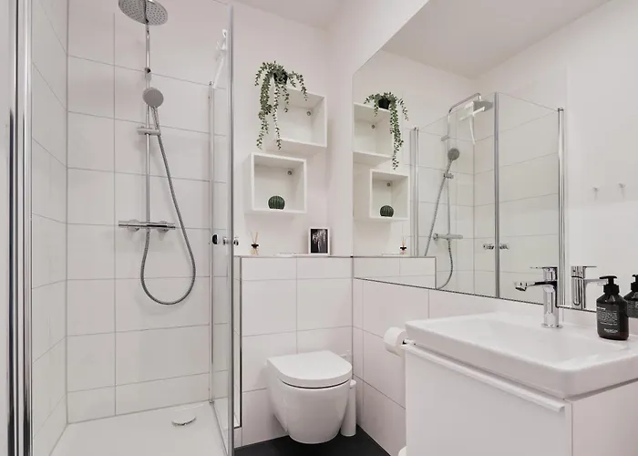 Jugendstil-altbauwohnung An Der Karlsaue - 120qm, Klimaanlage, Neu Saniert, Zentrale Lage Apartamento *