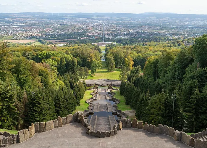 Jugendstil-altbauwohnung An Der Karlsaue - 120qm, Klimaanlage, Neu Saniert, Zentrale Lage Kassel